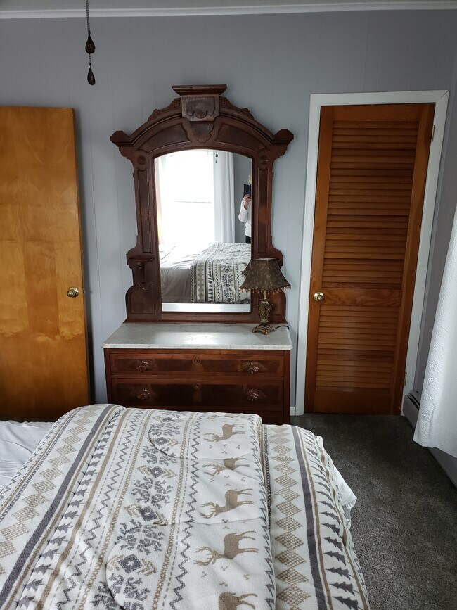 REAR BEDROOM - 86 Virginia Ter