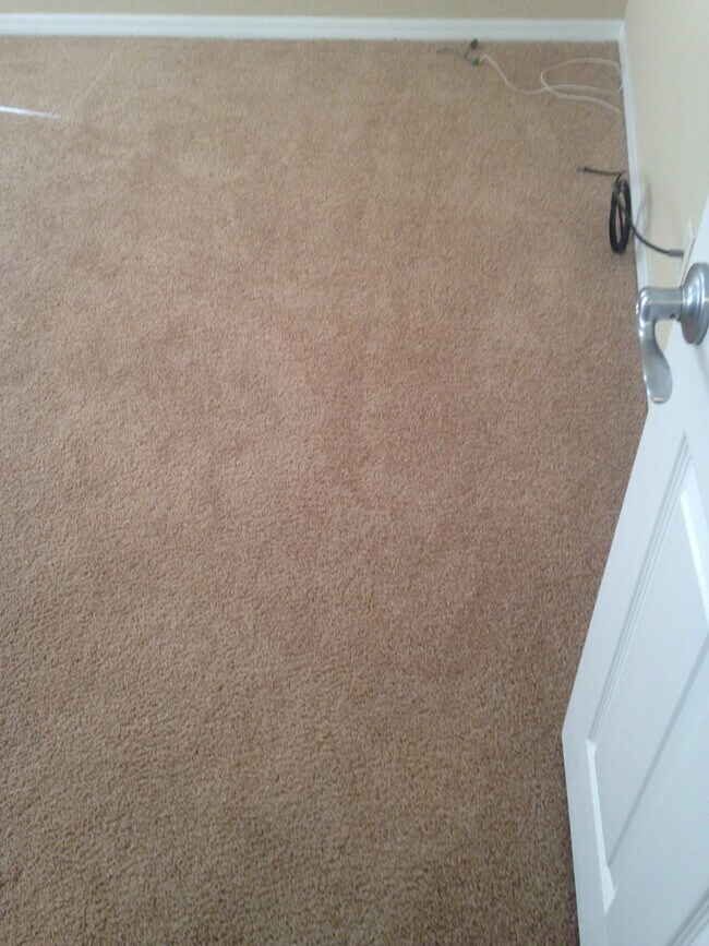 Building Photo - 5590 53rd Ave