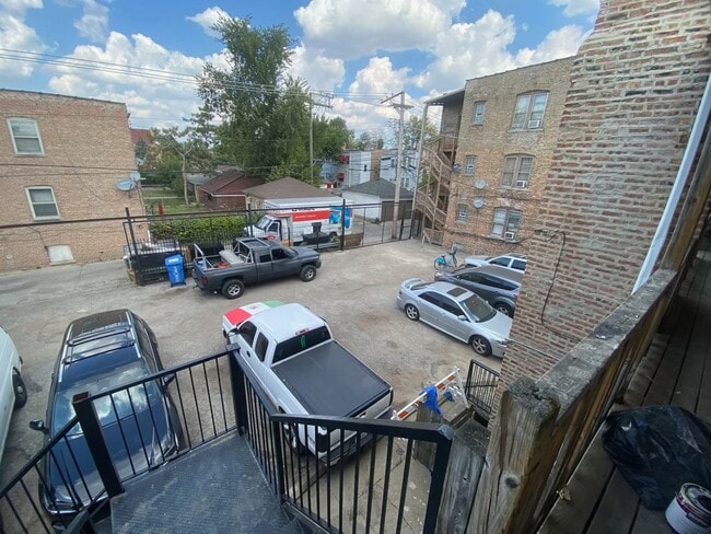 Building Photo - 1151 S Austin Blvd