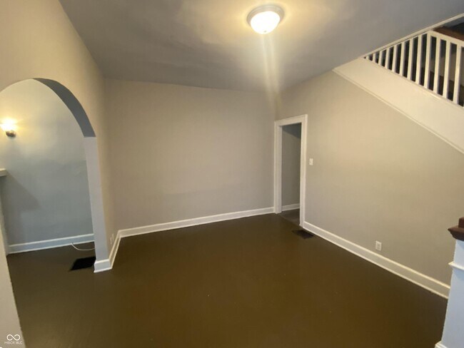Building Photo - 4221 Guilford Ave