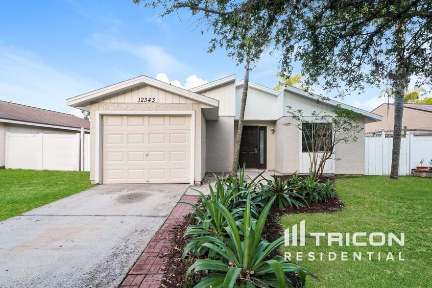 Primary Photo - 12343 Witheridge Dr