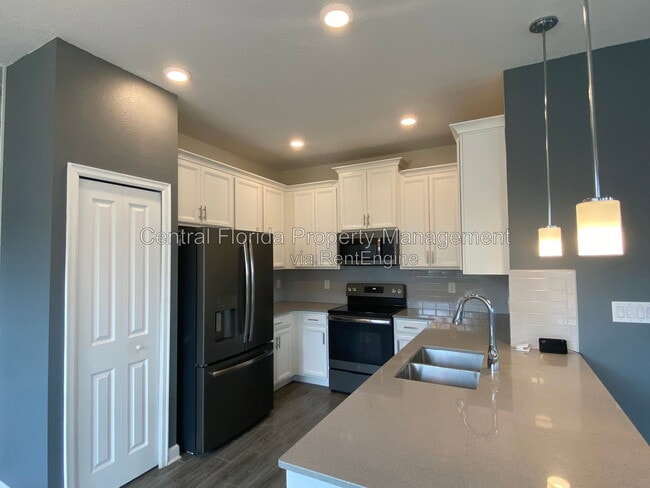 Building Photo - 1218 Payne Stewart Dr