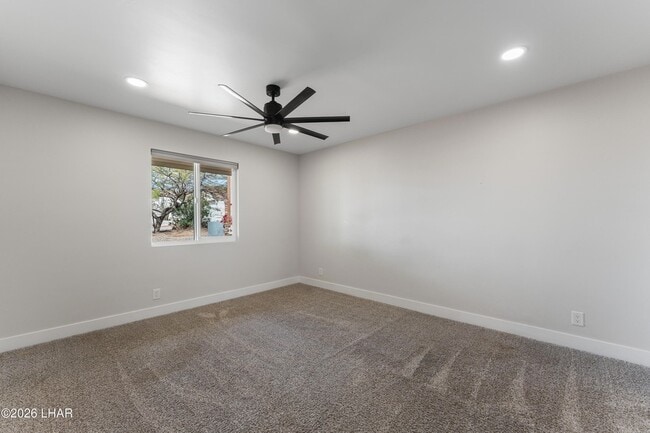 Building Photo - 2150 Lake Havasu Plaza