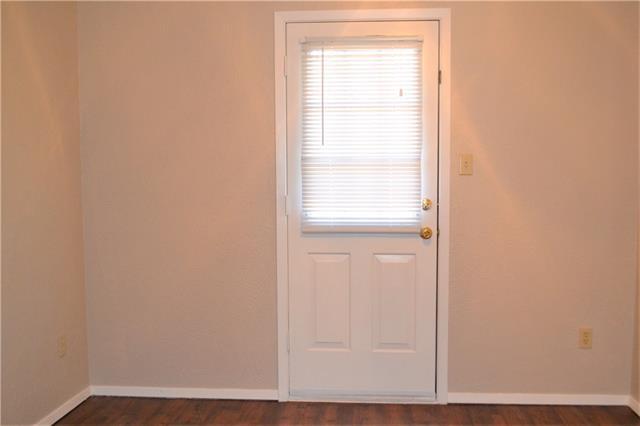 Building Photo - 1247 Dallas Dr