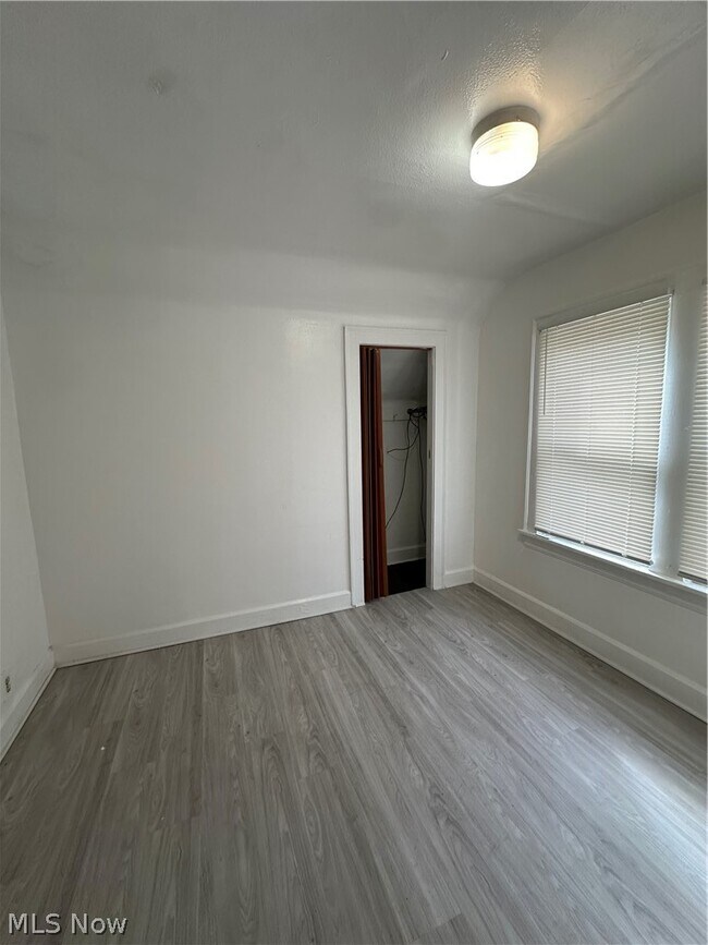 Building Photo - 1286 E 152nd St