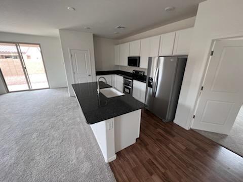 Building Photo - 1751 E Fontana Dr