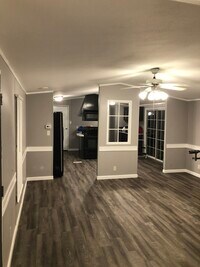 Building Photo - Kirbyville