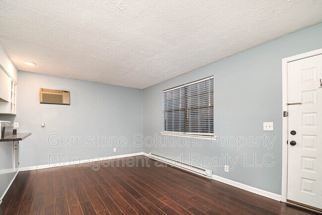 Building Photo - 3532 Nebraska Ave