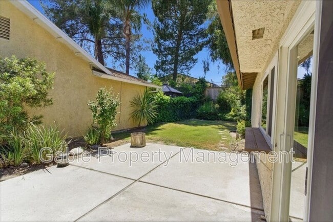 Building Photo - 25867 Blanca Way