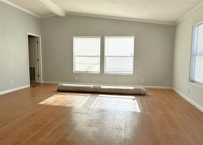 Building Photo - 9448 Sundance Dr