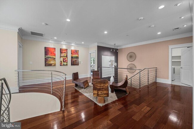Building Photo - 9715 Singleton Dr