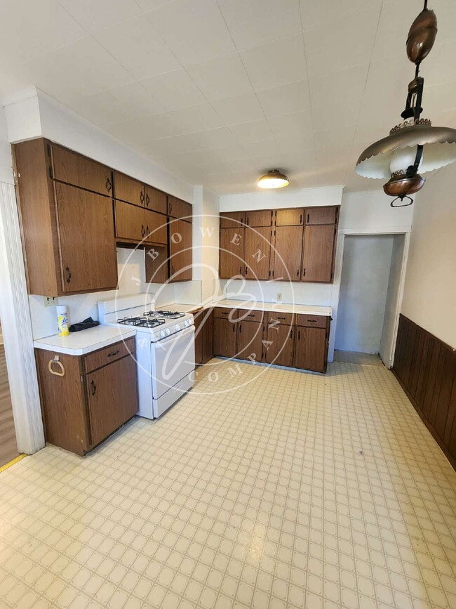 Building Photo - "Charming 2 bedroom Home on Utah St, Toled...