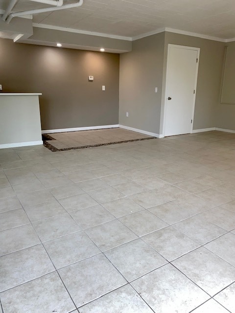 Interior Photo - EDEN ROC APARTMENTS -- 048