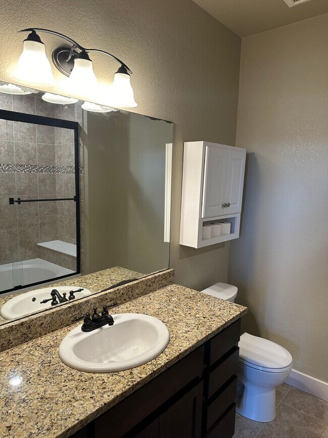 Building Photo - Bucking Horse Townhome