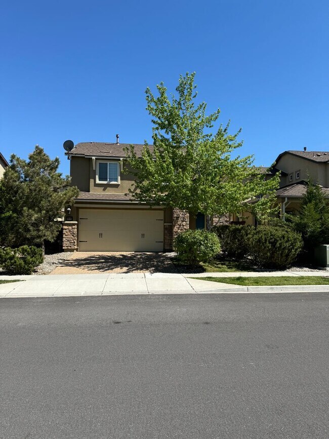 Building Photo - Beautiful South Reno Home!