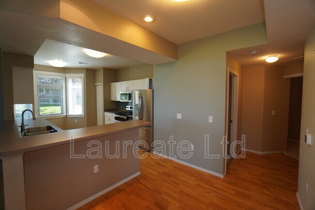 Building Photo - 6414 Silver Mesa Dr