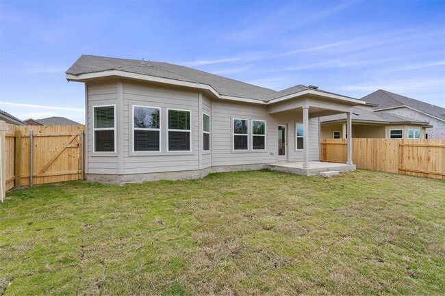 Building Photo - 322 Windy Reed Rd