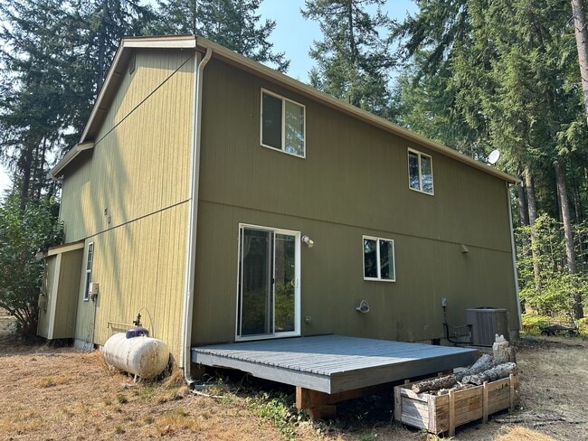 Building Photo - 18226 Big Fir Ct SE