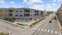 Building Photo - Twenty9 Gillham