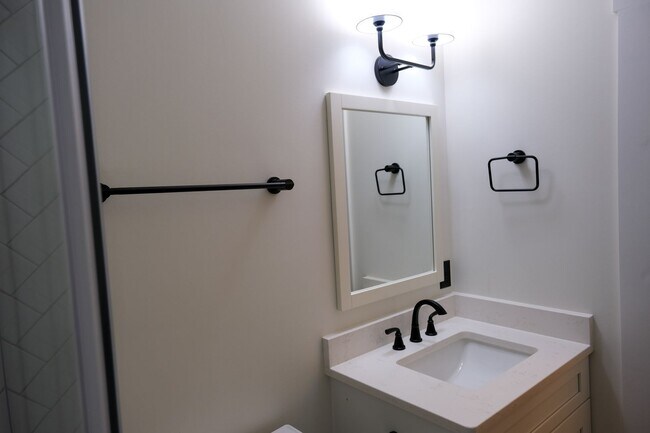 Building Photo - 9 Stall St