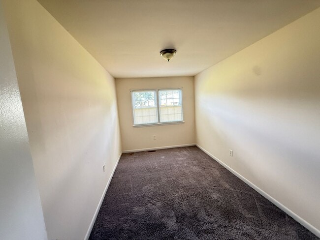 Building Photo - 4306 Eileen Ct