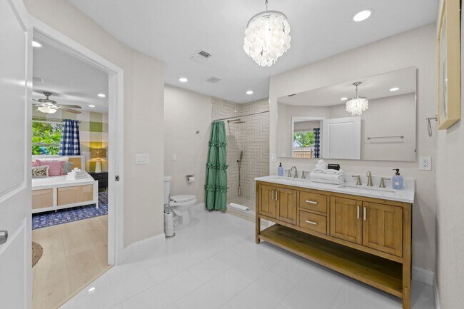 Building Photo - 7957 CottonWoode Dr
