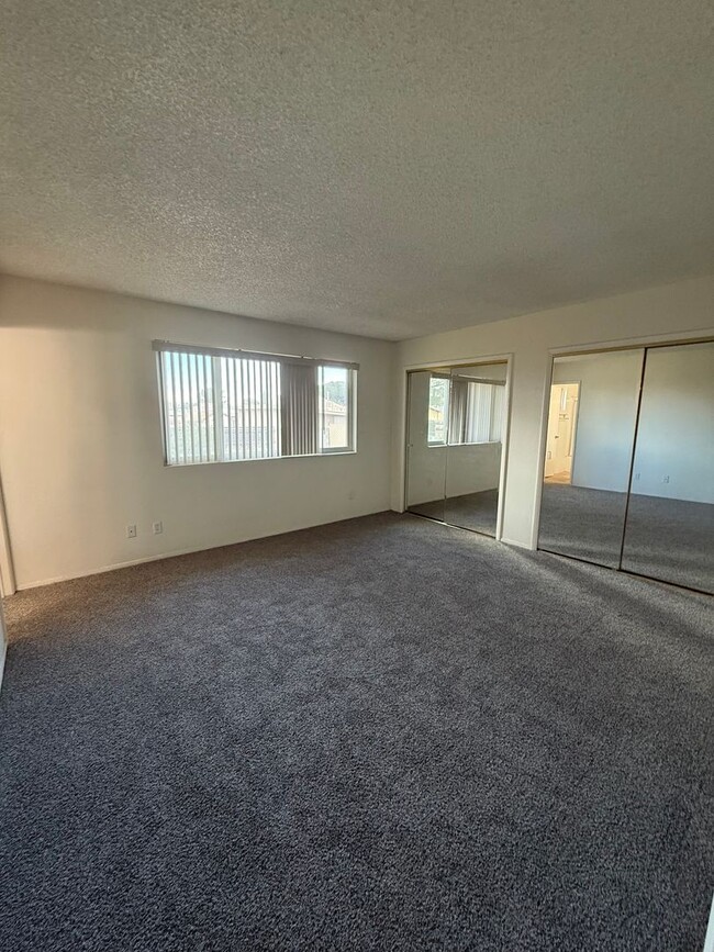 Building Photo - 749 Steppe Pl