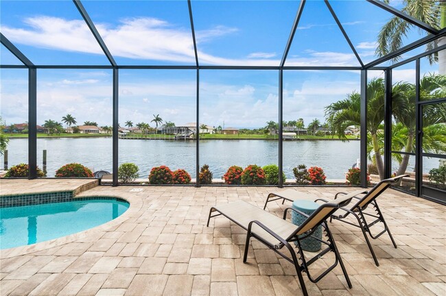 Building Photo - Waterfront home in South Gulf Cove.