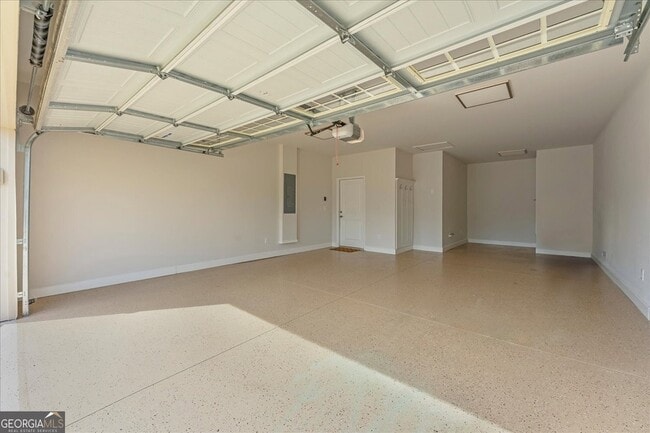 Building Photo - 1021 Leeward Run Trl