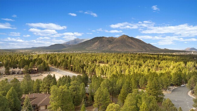 Building Photo - One of the Best Rental Opportunities In All of Flagstaff located in Lakeside Acres