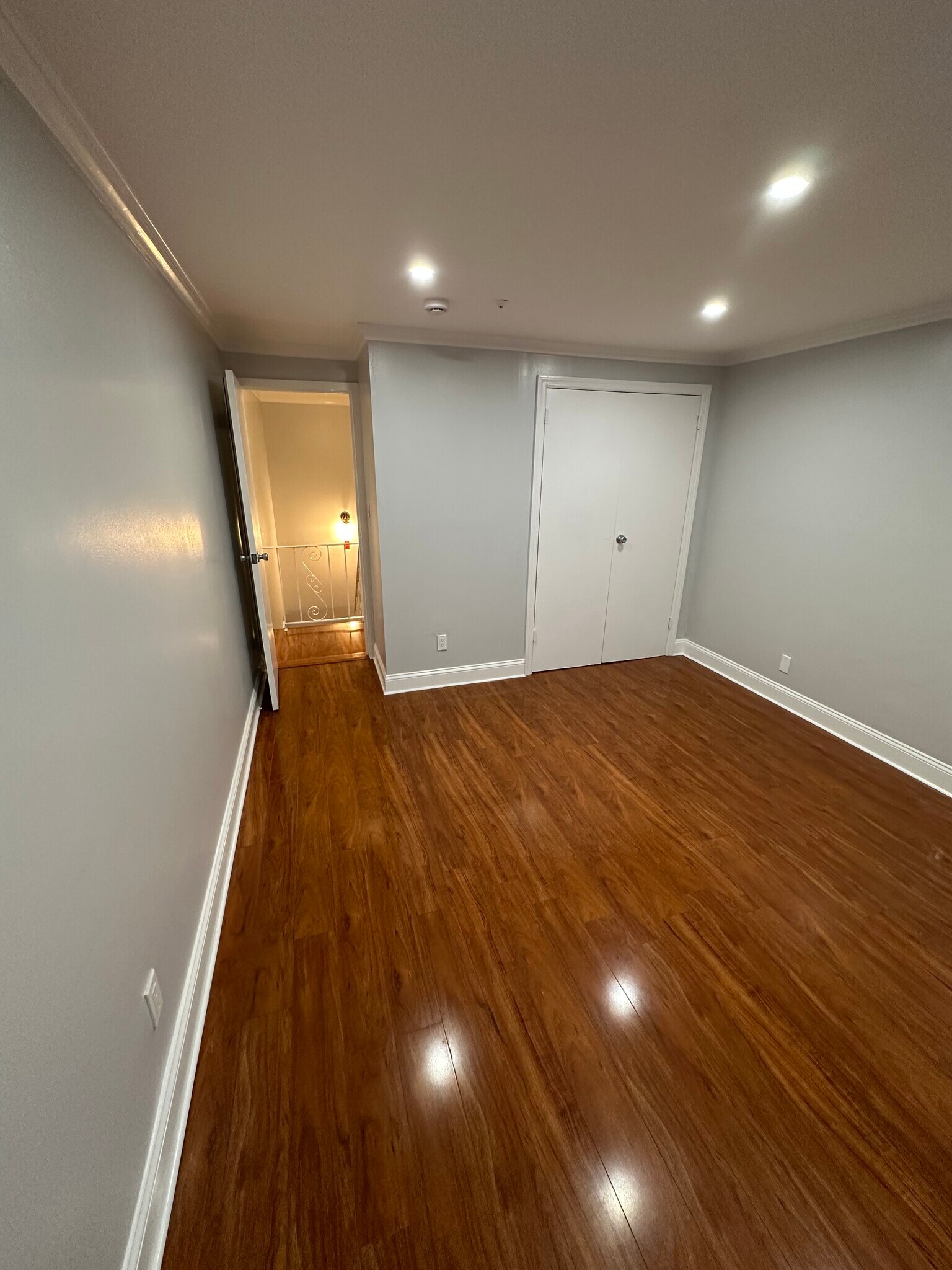 Building Photo - 287 Sagamore Hills Dr