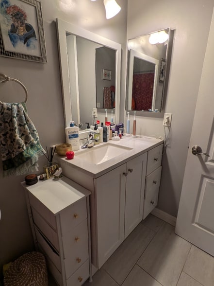 Building Photo - 9313 National Blvd