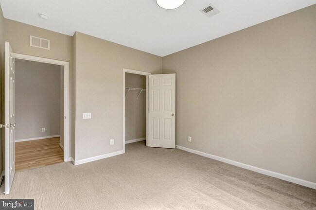 Building Photo - 42790 Lauder Terrace