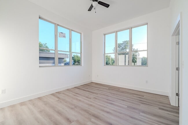 Building Photo - Rooftop Living Steps from Greenville Ave | 3BR/3.5BA Townhome