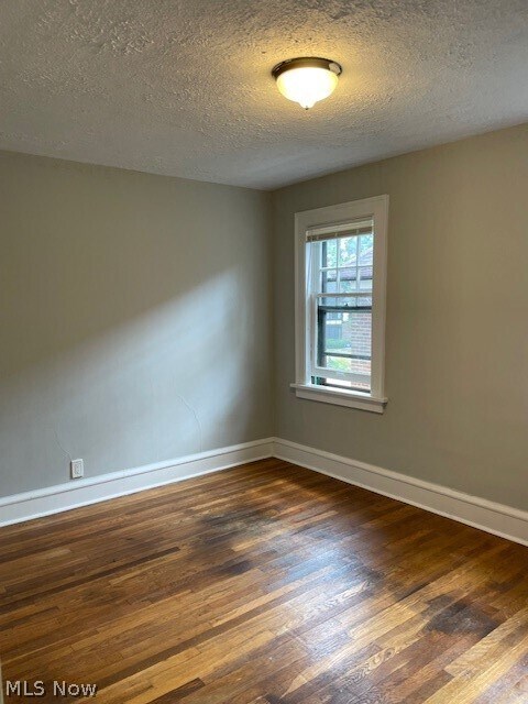 Building Photo - 3454 Ingleside Rd