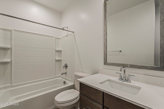 Building Photo - 4704 S Glacier