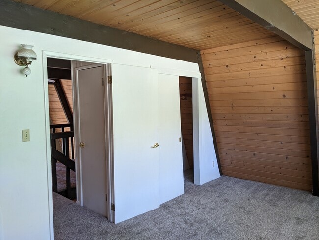 Building Photo - 24451 Willow Pass Dr