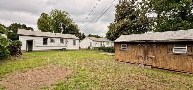 Building Photo - 6714 NW 27th St