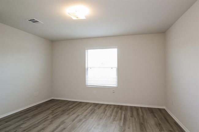 Building Photo - 4910 Giant Sequoia Way