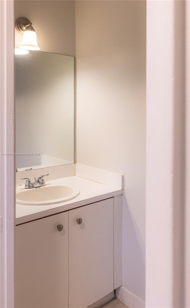 Building Photo - 14237 SW 94th Cir Ln