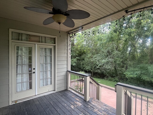 Building Photo - 2606 Stratford Chase Cir