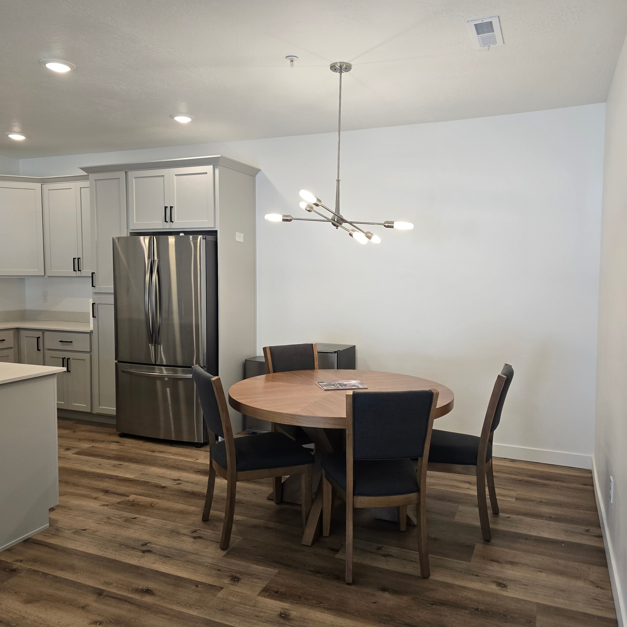 Kitchen - 2342 E 830 S