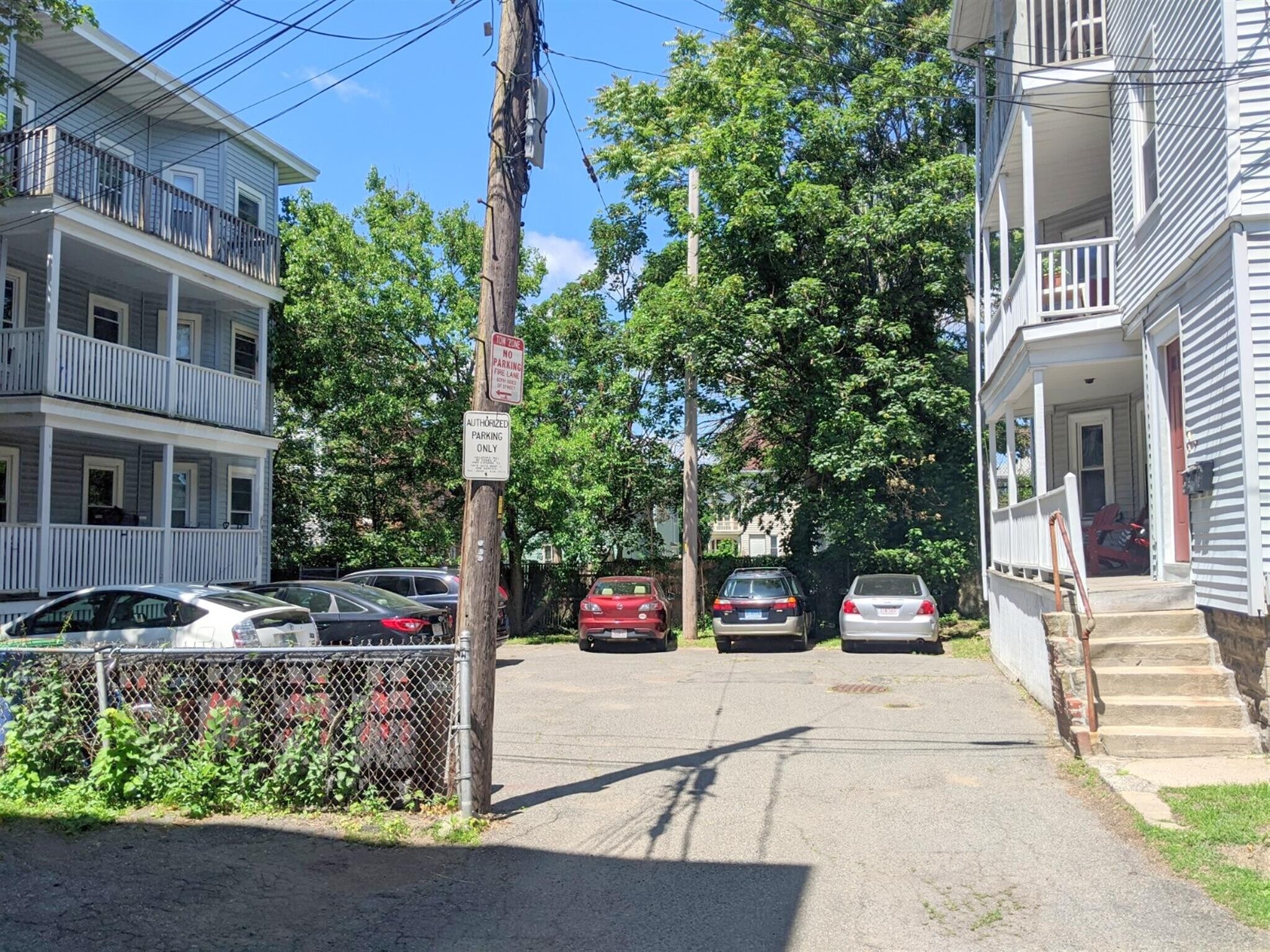 Building Photo - 5 Lowell Cir