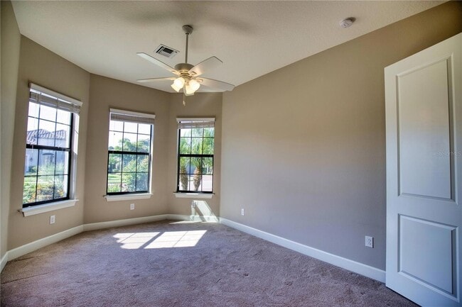 Building Photo - 5628 Semolino St