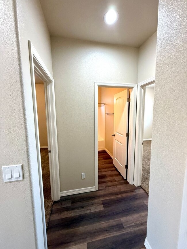 Building Photo - 3572 Charleston Loop