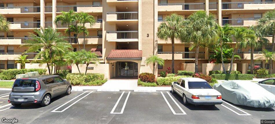Building Photo - 2455 Lindell Blvd