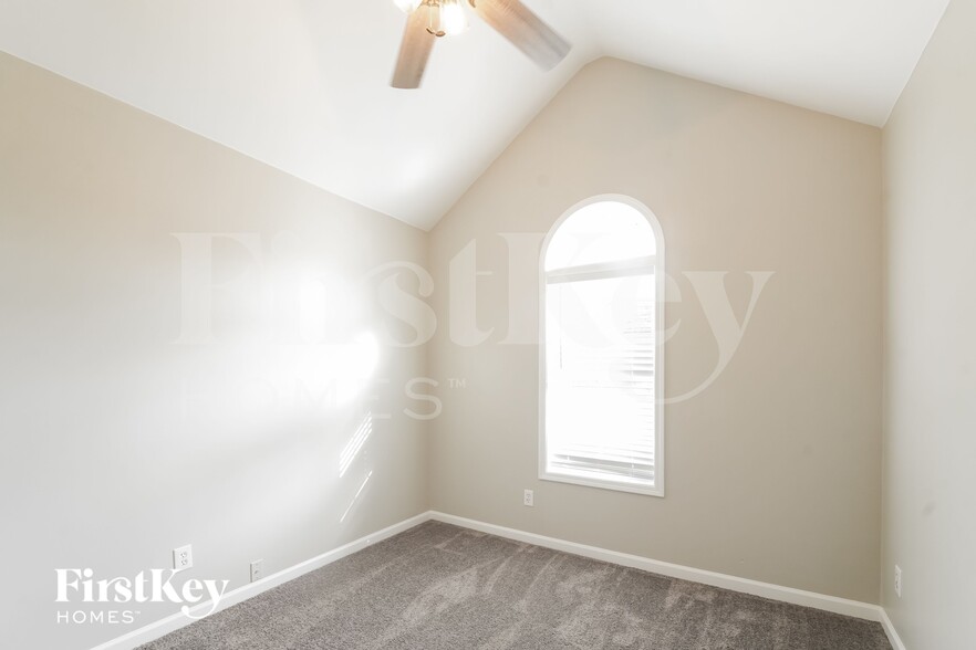 Building Photo - 87 Indian Hills Dr