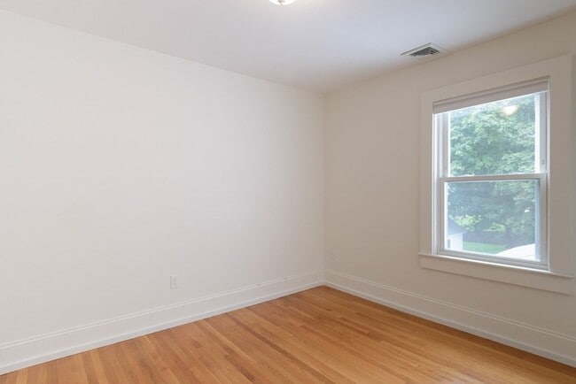 Building Photo - 3 Westerly St