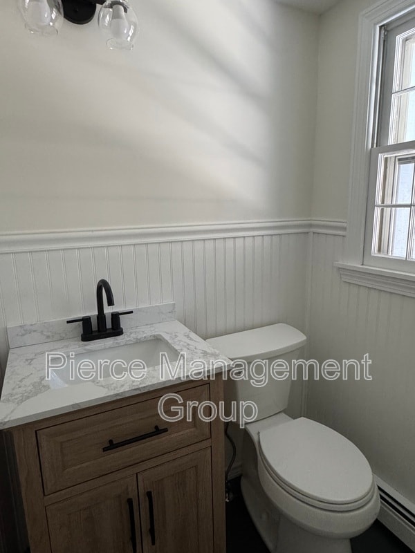 Building Photo - 42 Blueberry Ln