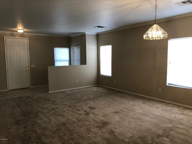 Building Photo - 4607 N 93rd Ave